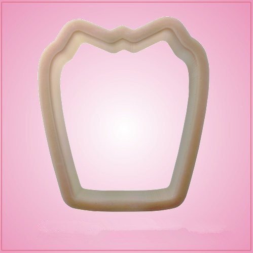 Chippendale Cookie Cutter 3-1/2 inches tall, 3 inches wide