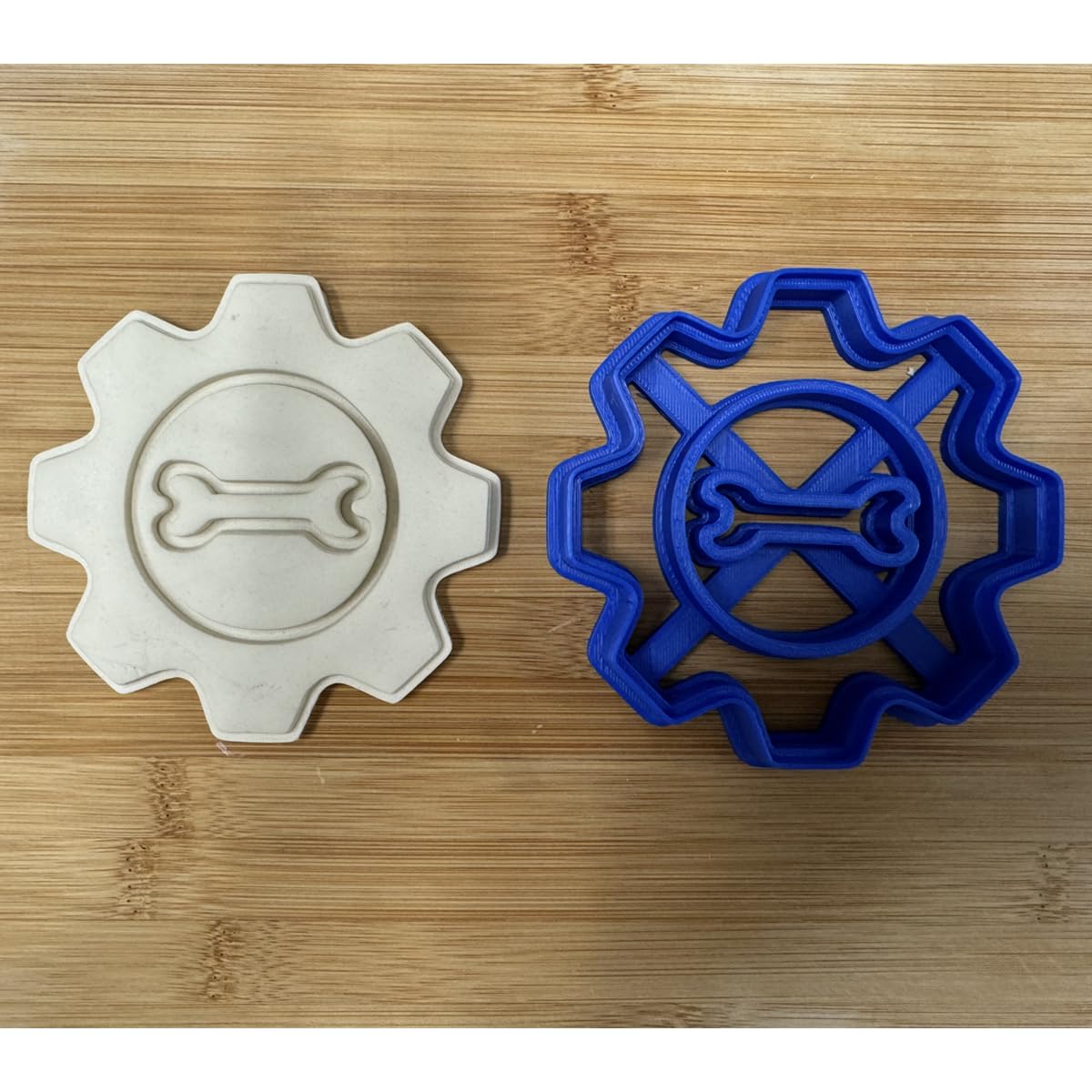 Gear Shaped Cookie Cutter for Baking & Fondant Clay Gifts Kitchen