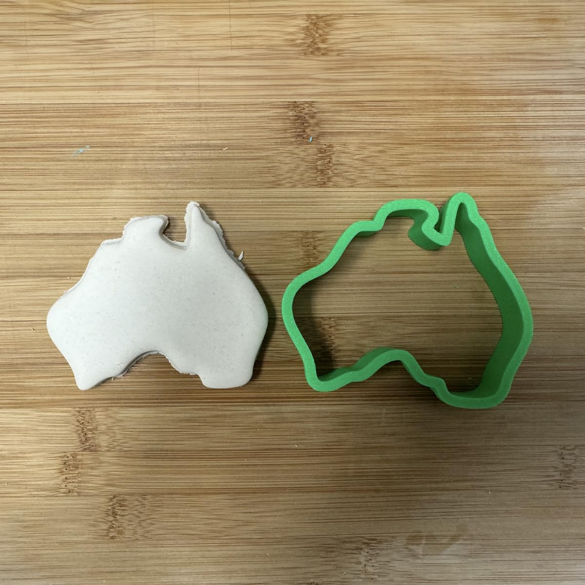 Australia Map Cookie Cutter (3x3.5 inches)