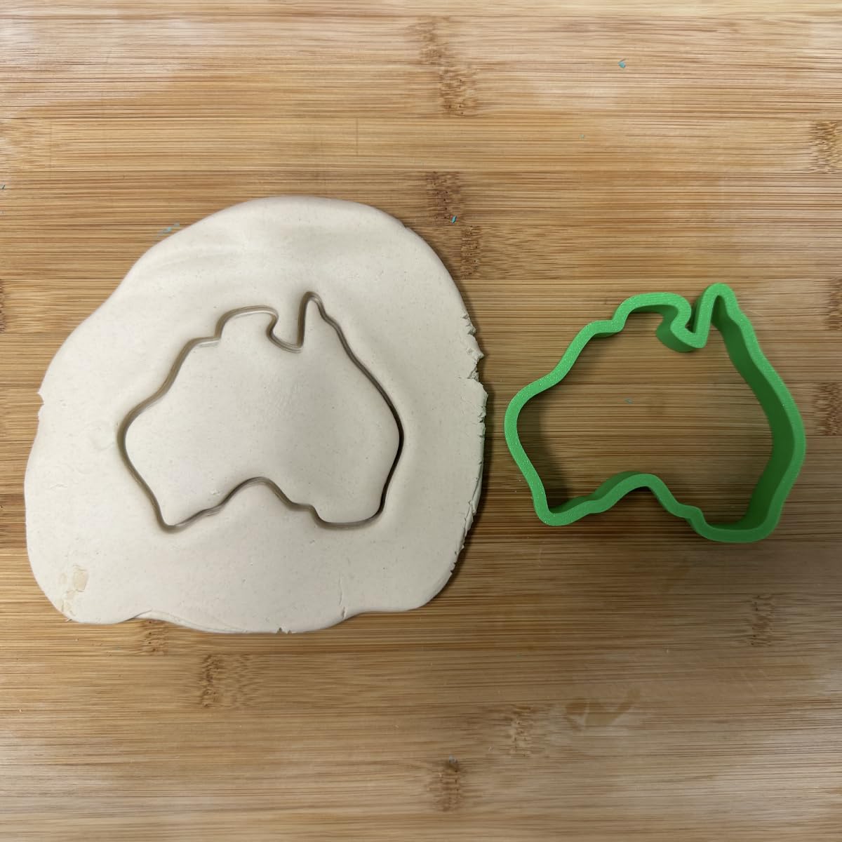 Australia Map Cookie Cutter (3x3.5 inches)